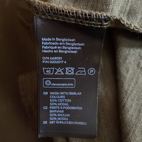 H&M dress with pockets. Worn once. - Picture 3 of 3